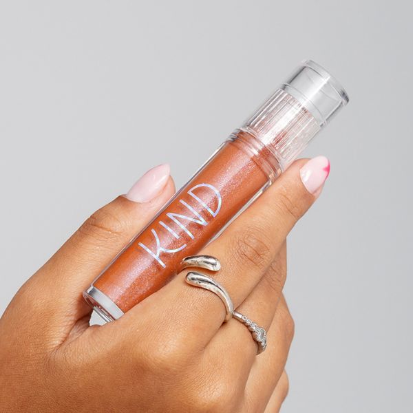 GLOSS LABIAL COM COR - TODO DIA (MARROM CLARO)