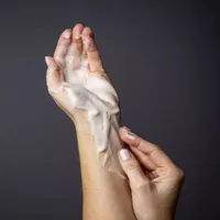 MINI SABONETE ÍNTIMO EM ESPUMA BASIC4U 50 ml