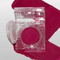BLUSH CREMOSO 3 EM 1 KIND - FPS15 FPUVA5 - ROMANCE (ROSA ESCURO)
